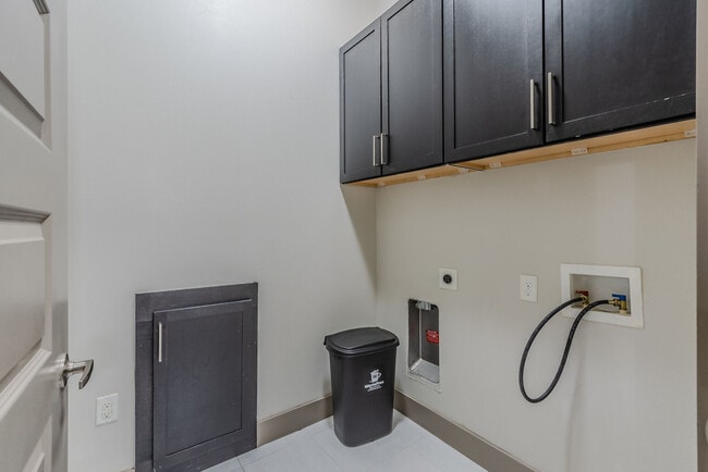 Anthem Cityline Apartments