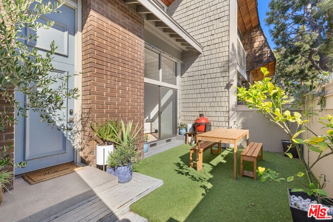 Photo - 4350 Glencoe Ave Unit 2