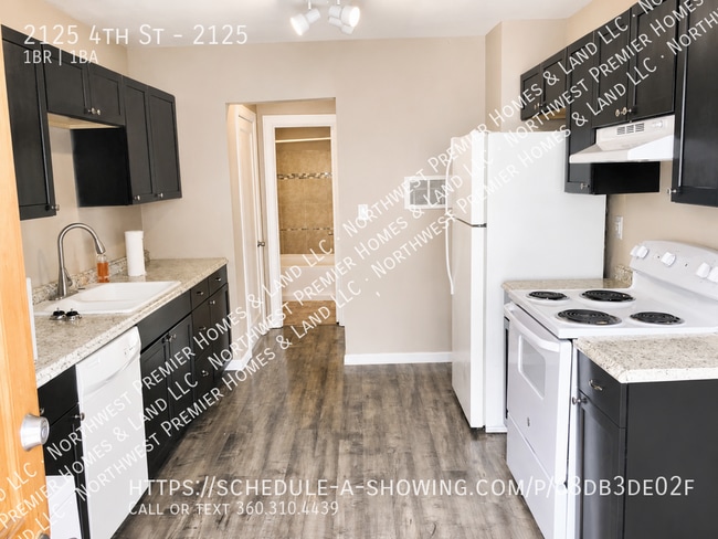 2125 4th St Unit 2125