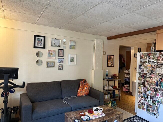 907 Beacon St Unidad 2