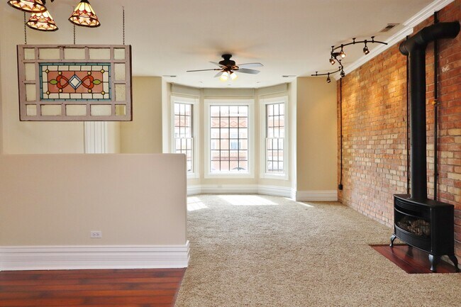 Photo - 417 Liberty St Unit UPSTAIRS