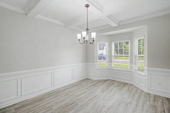 Photo - 319 Herty Ln