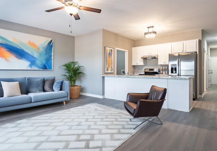1BR, 1BA Living Room