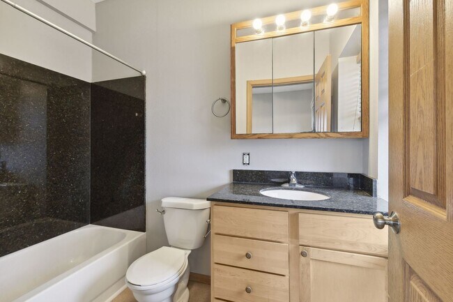 Photo - St. George Apartments