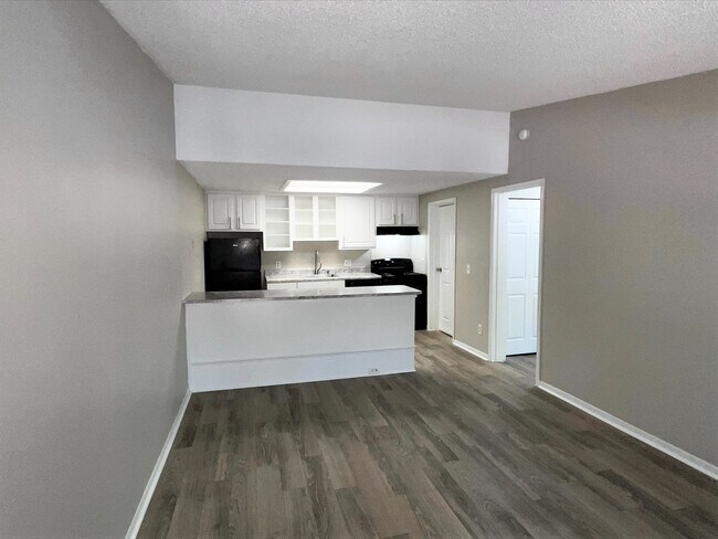 Elmwood Apartments