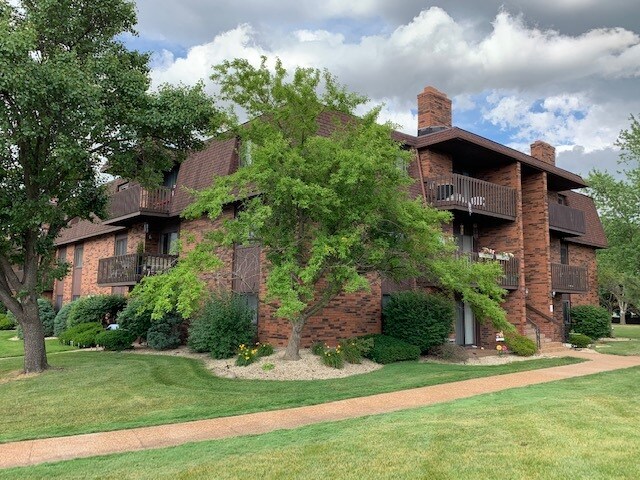 Photo - 2109 W 45th St