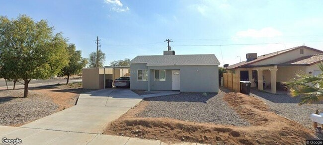 Photo - 490 Church St