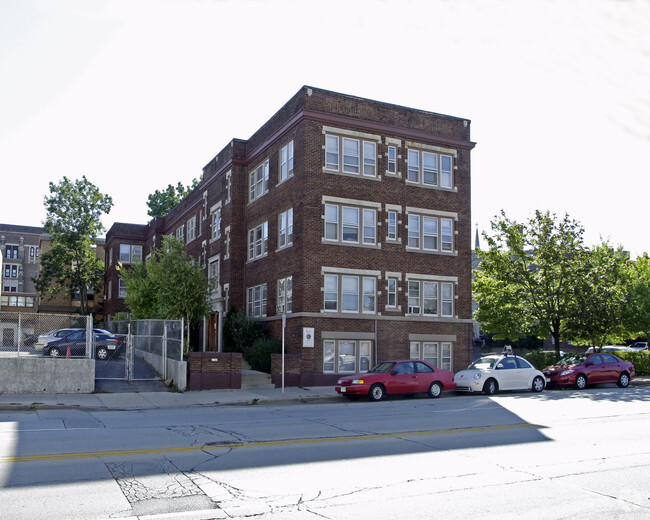 Building Photo - 1318-20 Van Buren Rental