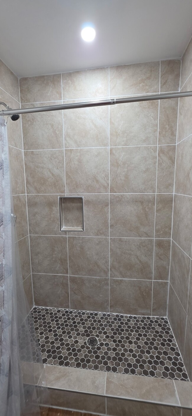 Photo - 5023 Ave N 1/2