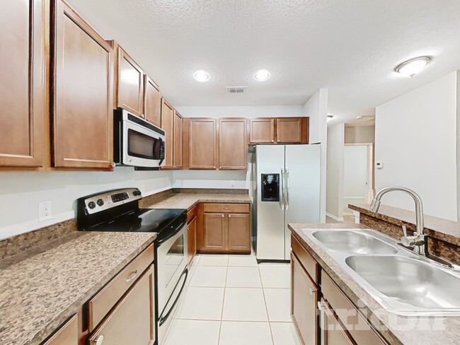 Photo - 2754 Painted Rock St