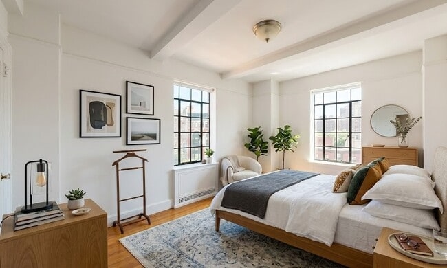 Building Photo - 128 E 56th St Unit 2A