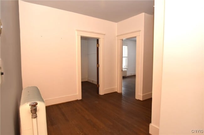 Photo - 2318 Genesee St