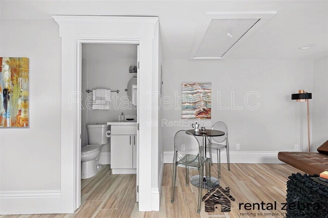 Photo - 1823 1/2 Delaware St