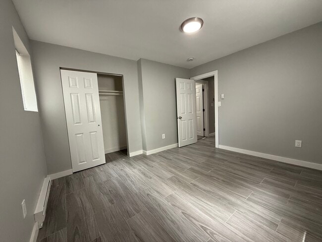 Photo - 565 Hyde Park Ave Unit 2