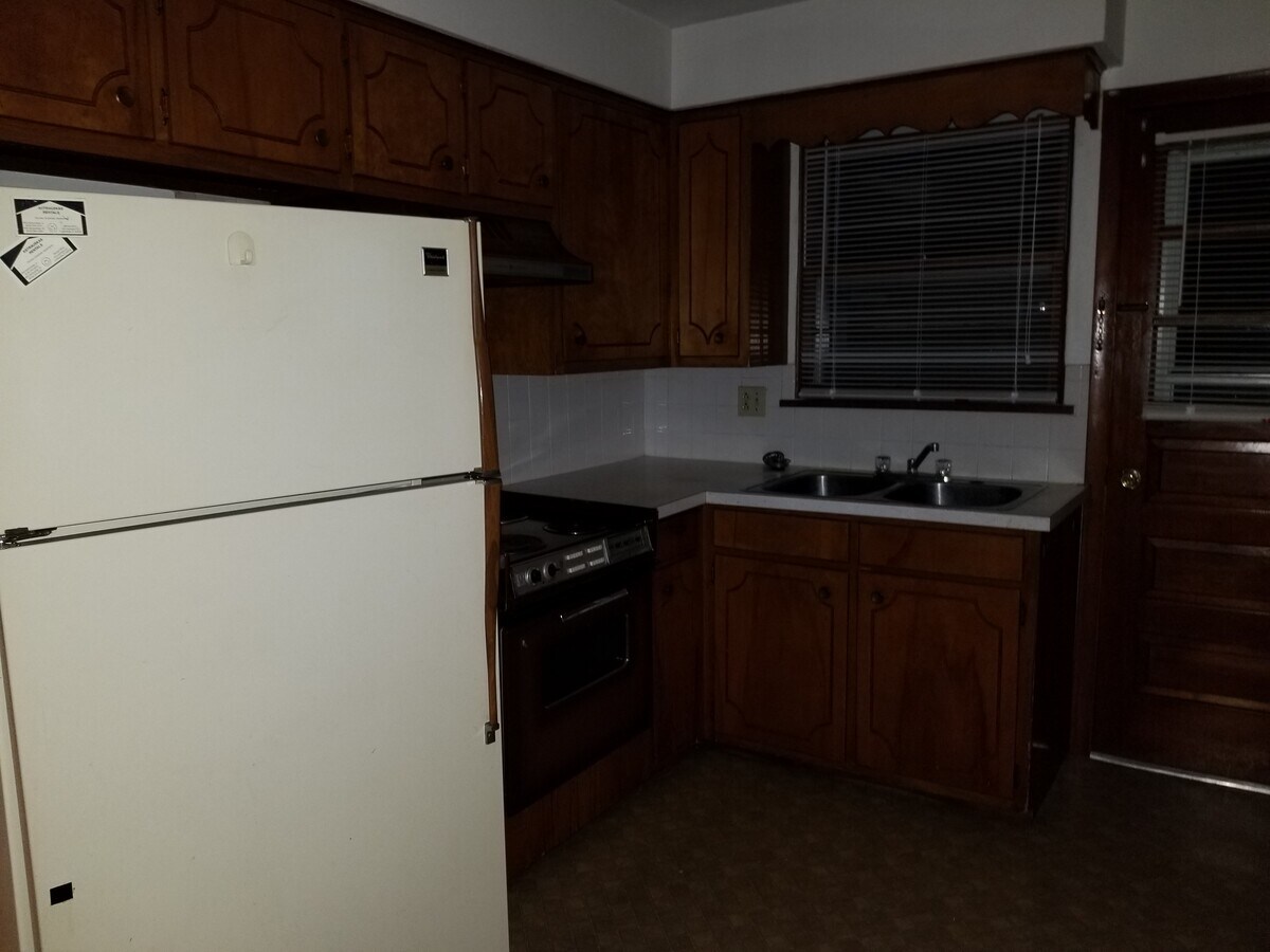 Photo - 612 N Center St Unit 3