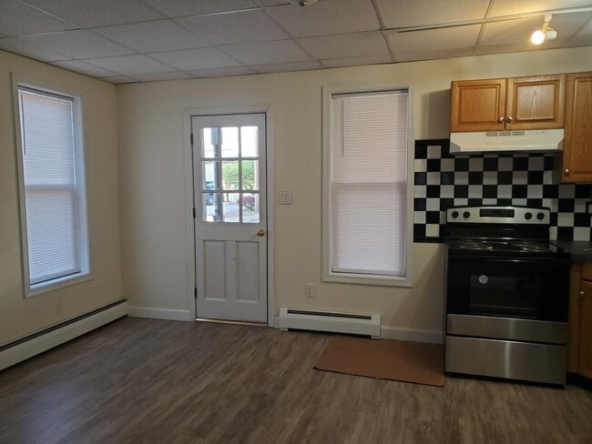 Photo - 21 Dubois St