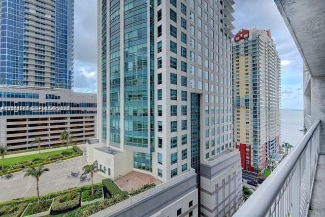 Photo - 1200 Brickell Bay Dr Unidad 1822