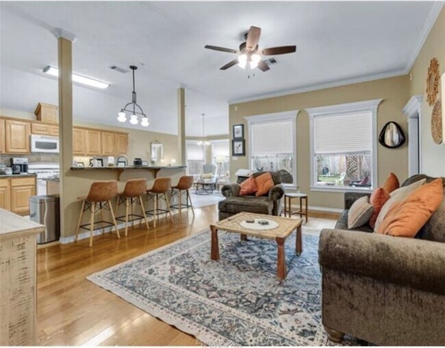 Photo - 3818 Dresden Ln