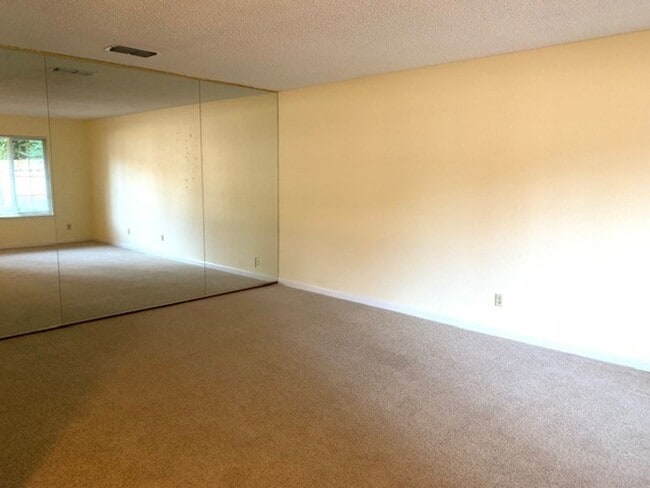 Photo - Lovely 3-Bedroom Home on a Cul-De-Sac in Fair Oaks