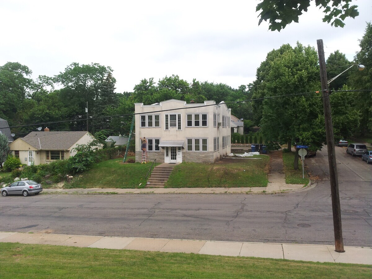 Photo - 1221 29th Avenue Northeast Unit #4