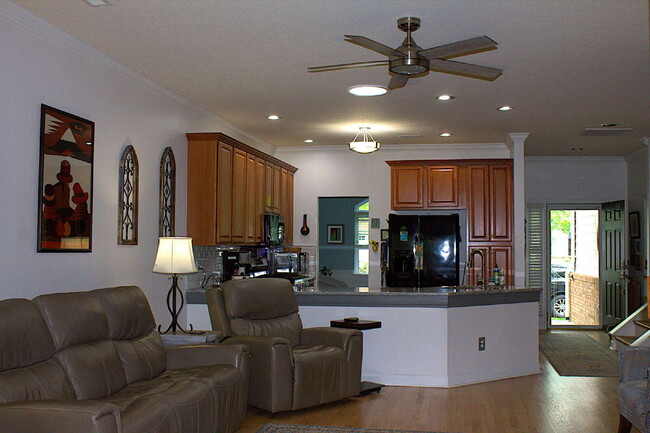 Photo - "Luxurious 3-Bed Condo in Hendersonville: Spacious 2023 Sq Ft within a 55+ community.”
