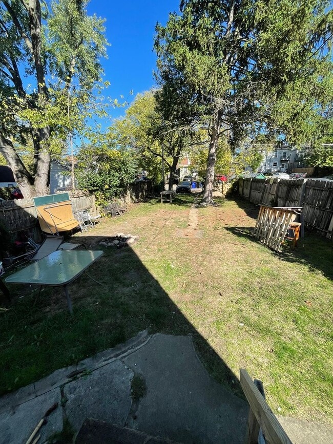 Photo - 3 bedroom 1 bath single family home with y...