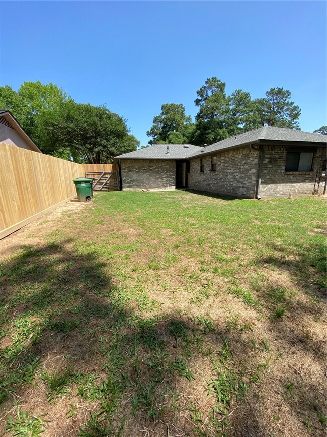 Building Photo - 2714 Sherwood Hollow Ln Rental