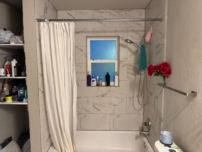 Photo - 321 SE 13th St Unidad #A