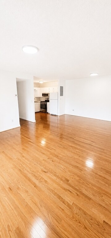 Photo - 685 Oak St Unit 7