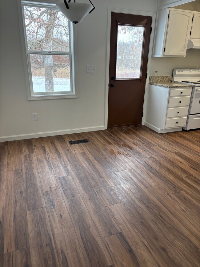 dining area - 75 Lane 265 Lake James Unit #8