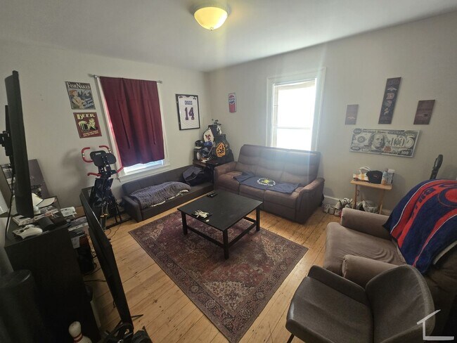 Photo - 99 Summer St