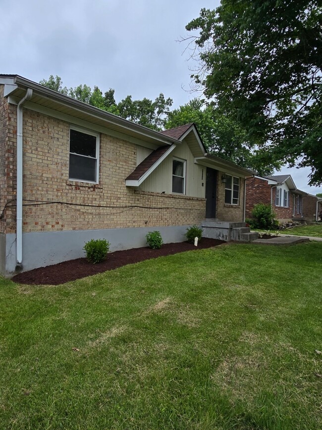 Photo - 5900 Carmelwood Cir