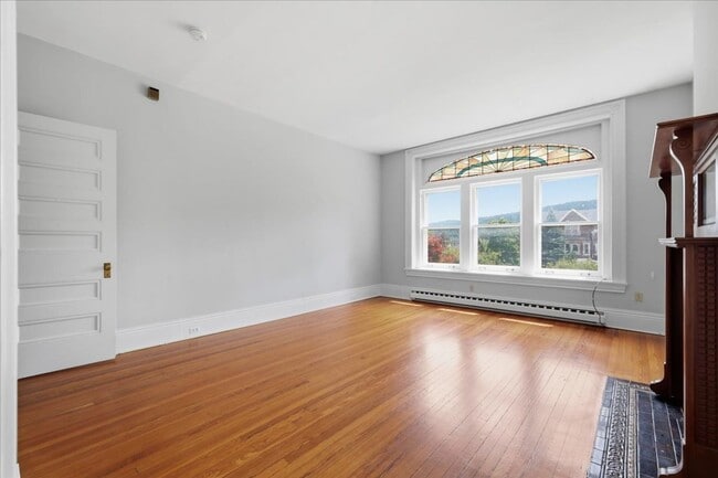 Photo - 825 Delaware Ave Unit 825 Delaware Avenue, B2