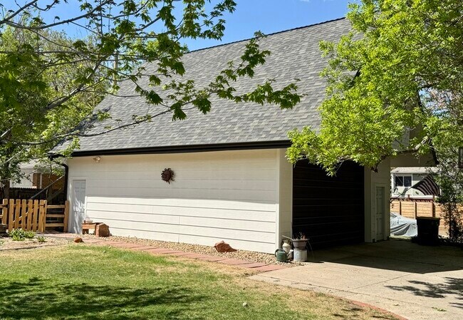 Photo - 3401 Fenton St