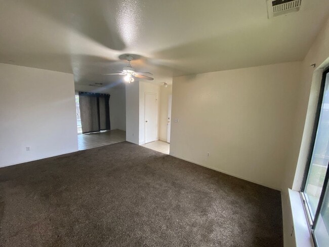 Photo - 1206 Kaweah St Unidad Apt C