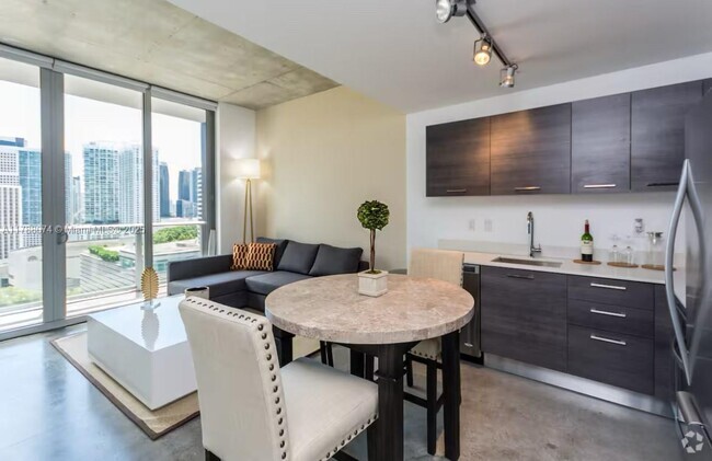Building Photo - 151 SE 1st St Unit 1807 Rental
