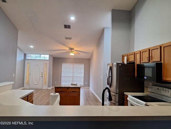 Photo - 513 White Jasmine Way