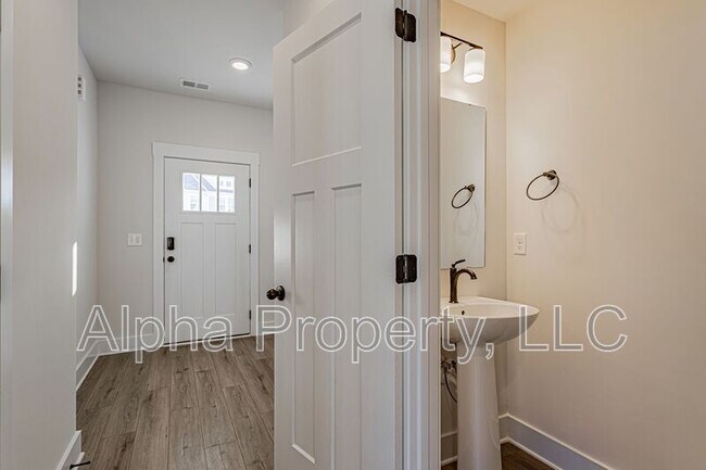 Photo - 451 Hazelcote Rd