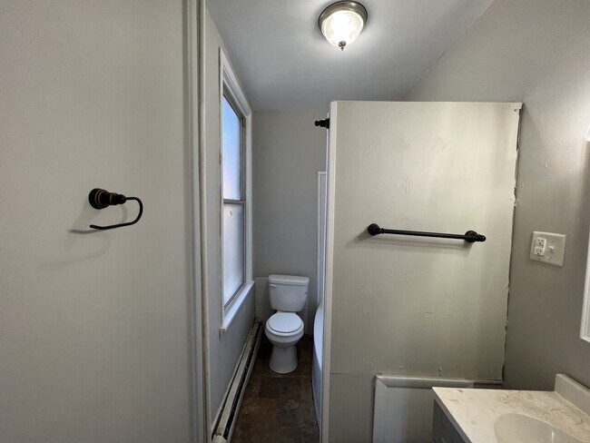 Photo - 219-221 N Liberty St Unit 1