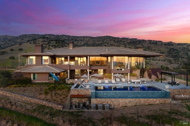 Building Photo - 2100 Old Soda Springs Rd Rental