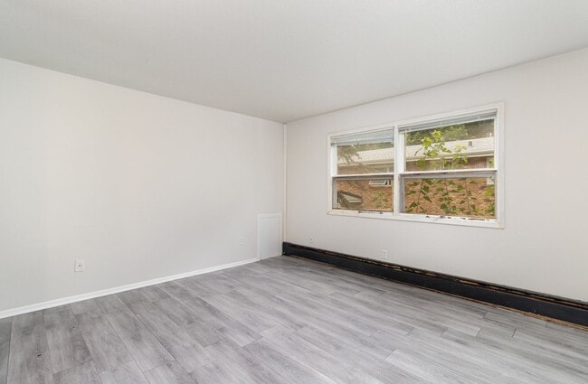 Photo - 2017 Commerce Blvd Unit #202