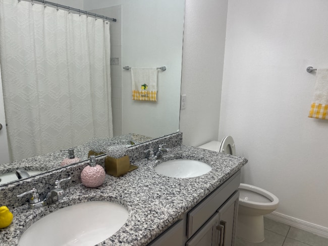 Photo - 1536 Pines End Pl