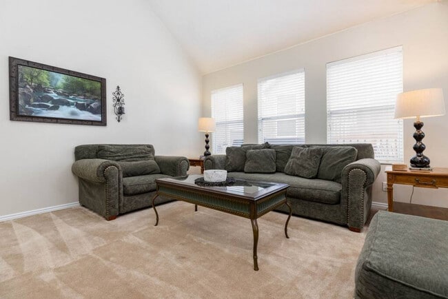 Photo - 8126 Clover Spring Ln Unidad SI ID1597560P