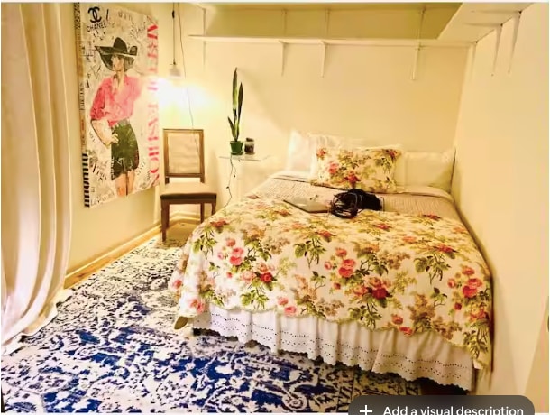 Queen size Bedroom - 2522 Wordsworth St