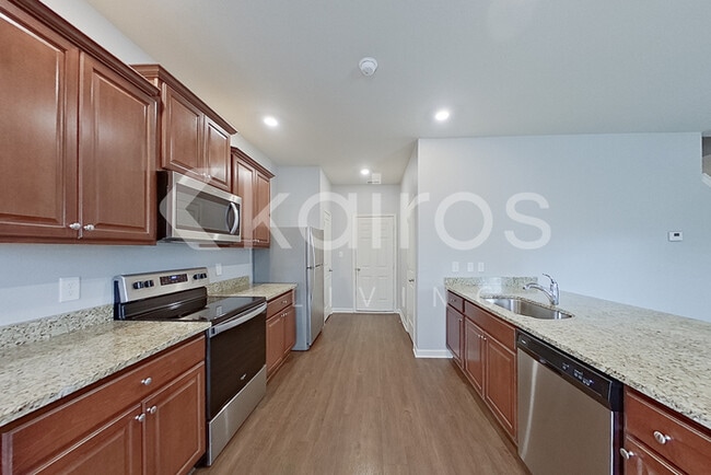 Photo - 1040 Pilgrim Ln