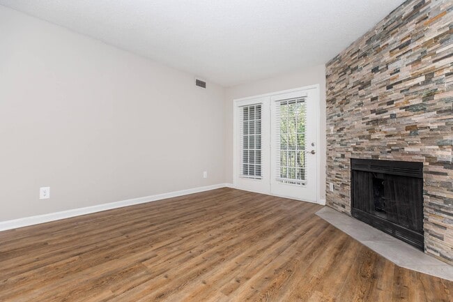 Photo - The Ashberry