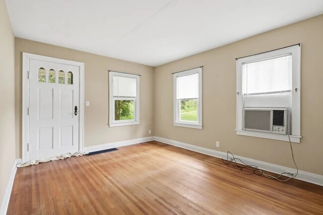 Photo - 1302 38th Avenue Dr