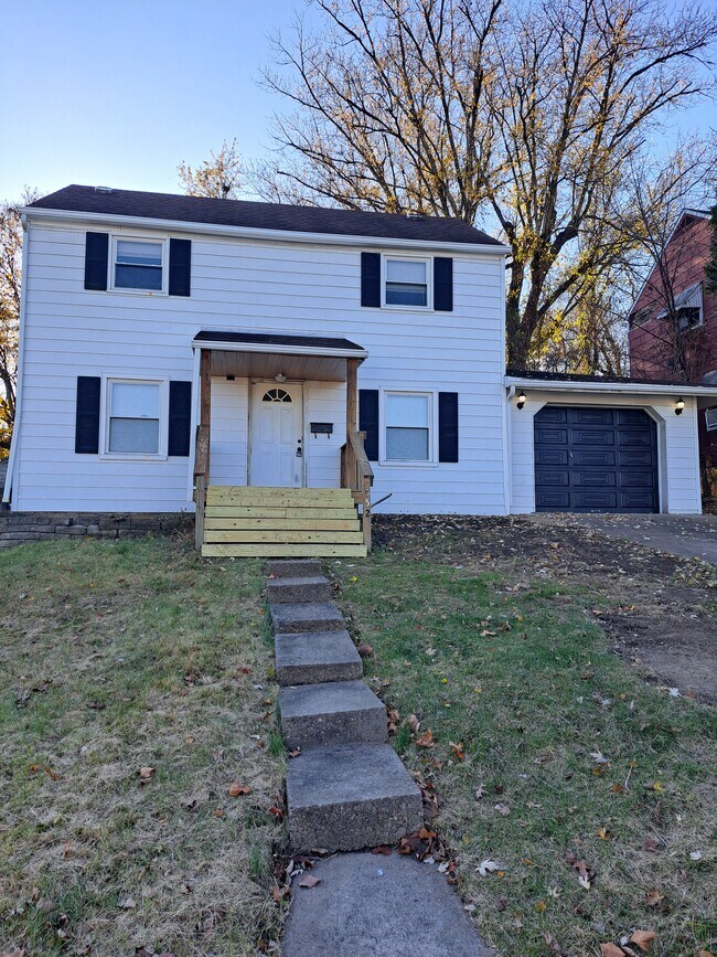 952 Jefferson Dr Rental For Rent in Clairton, PA