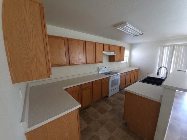 19705 E Emperor Blvd