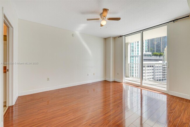Photo - 1250 S Miami Ave Unidad Apt 1010